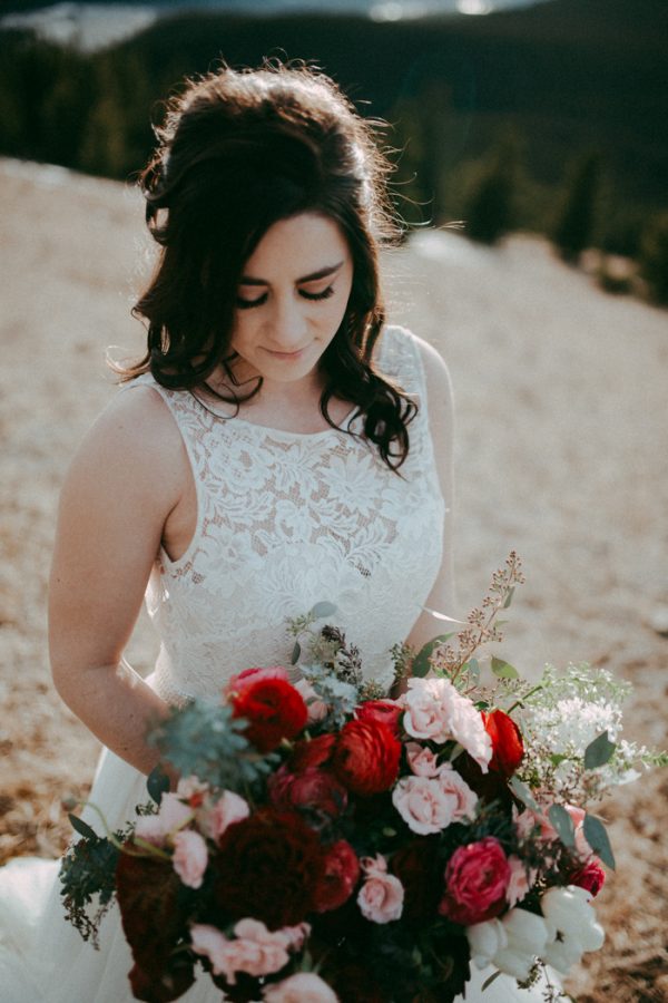 spontaneous-helicopter-elopement-inspiration-in-bragg-creek-4