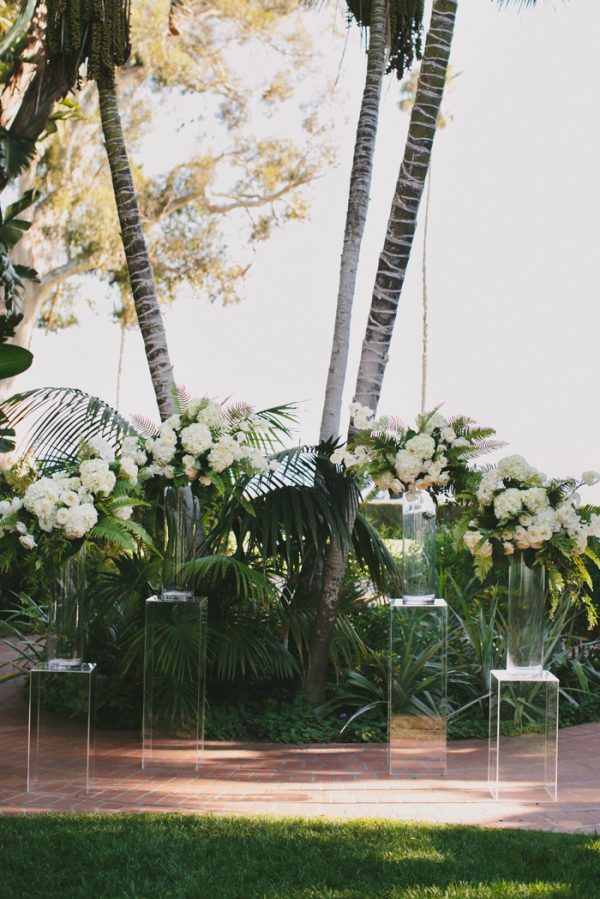 this-black-tie-santa-barbara-wedding-is-far-from-stuffy-18