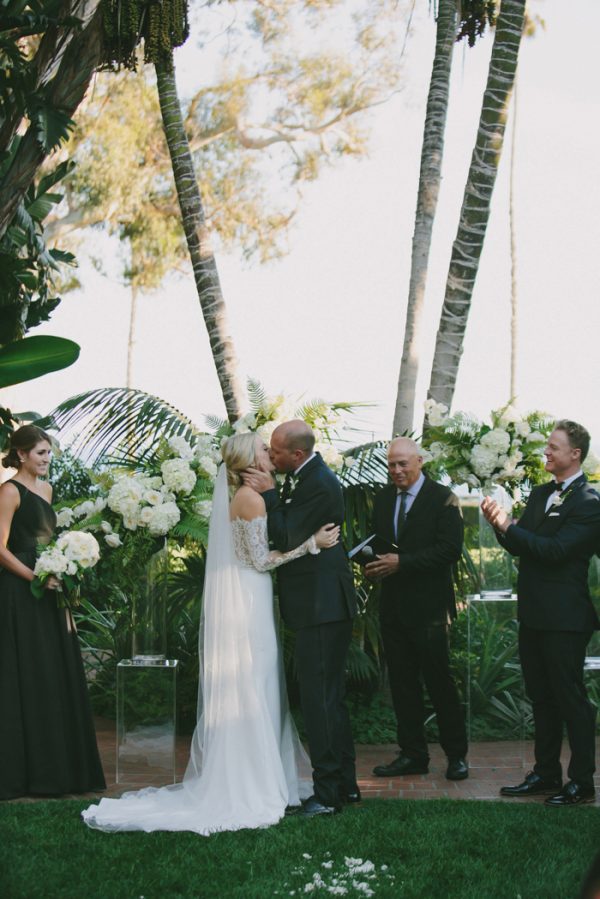 this-black-tie-santa-barbara-wedding-is-far-from-stuffy-21