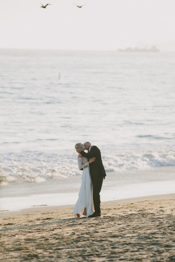 this-black-tie-santa-barbara-wedding-is-far-from-stuffy-32