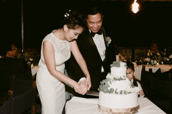 this-breathtaking-cinque-terre-wedding-has-the-most-stunning-bespoke-gown-31