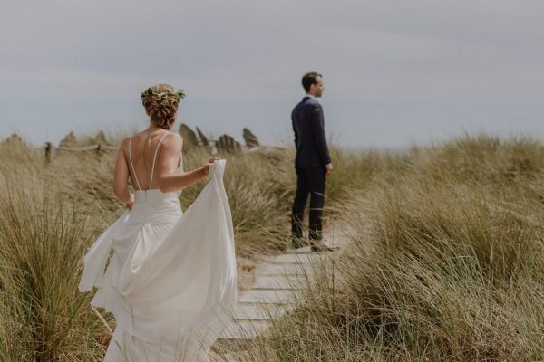 this-mann-family-farm-wedding-combines-french-and-west-coast-countryside-vibes-21