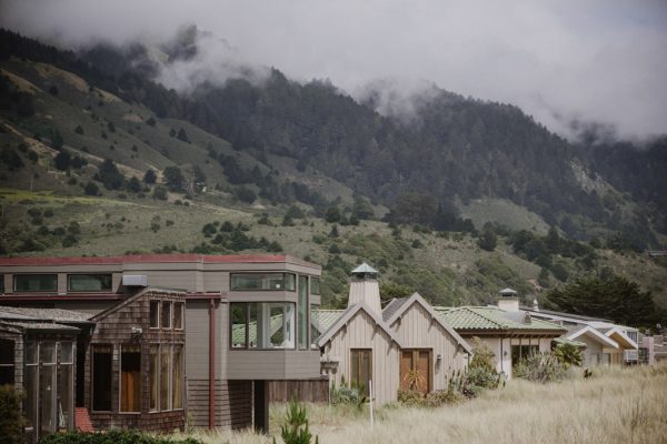 this-mann-family-farm-wedding-combines-french-and-west-coast-countryside-vibes-22