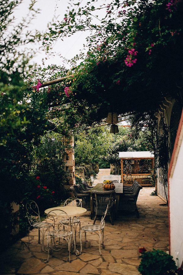 this-romantic-masseria-montenapoleone-wedding-inspiration-is-quinessentially-italian-21