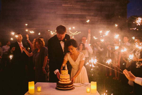 timeless-catskills-barn-wedding-at-handsome-hollow-14