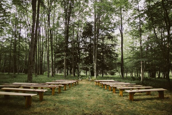 timeless-catskills-barn-wedding-at-handsome-hollow-34