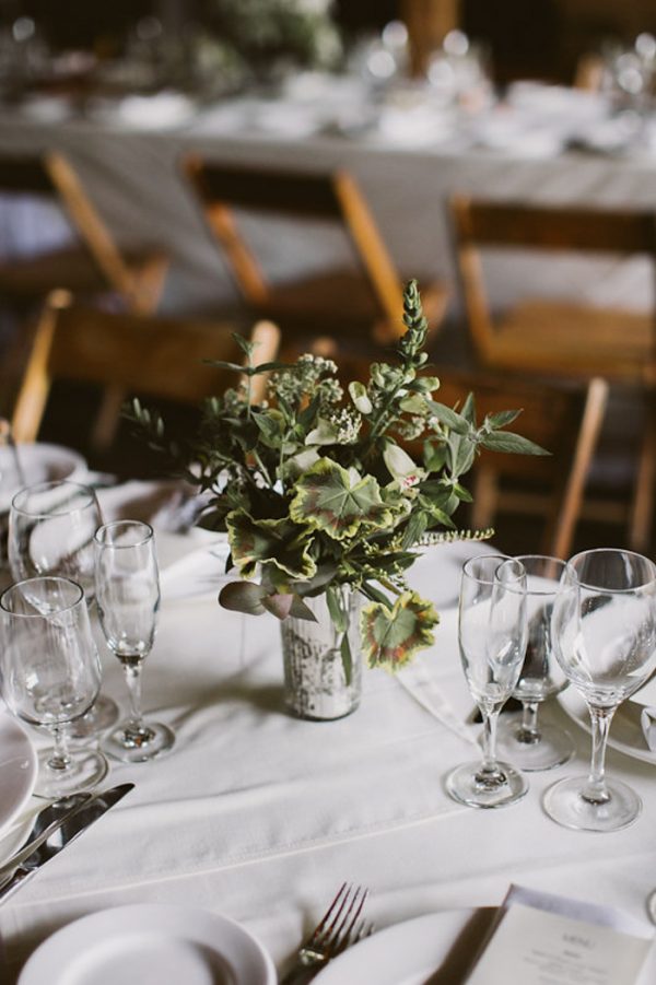 timeless-catskills-barn-wedding-at-handsome-hollow-4