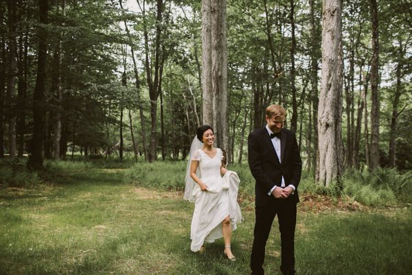 timeless-catskills-barn-wedding-at-handsome-hollow-43