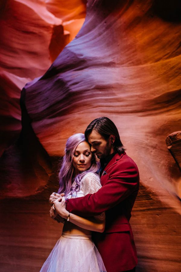 alternative-antelope-canyon-elopement-amy-bluestar-photography-29