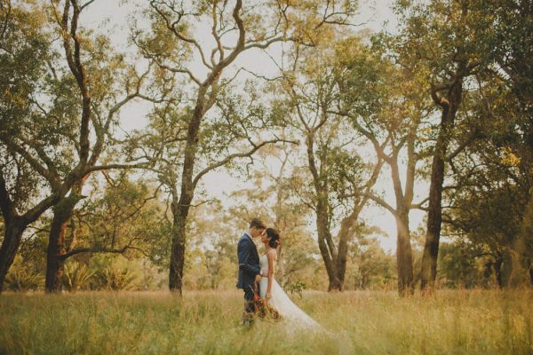 gorgeous-diy-perth-wedding-at-the-quarry-amphitheatre-samuel-goh-photography-45