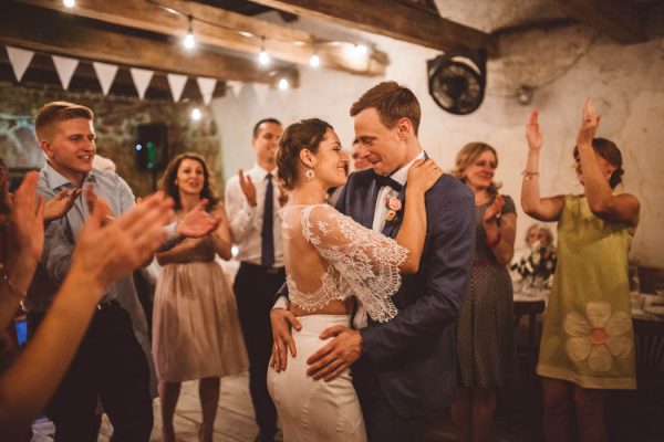 This Polish Wedding at Dolina Cedronu is Filled with Tuscan-Inspired Charm Time of Joy Photography-48