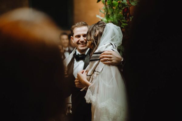 Urban Glam Toronto Wedding at the Fermenting Cellar Mango Studios-31