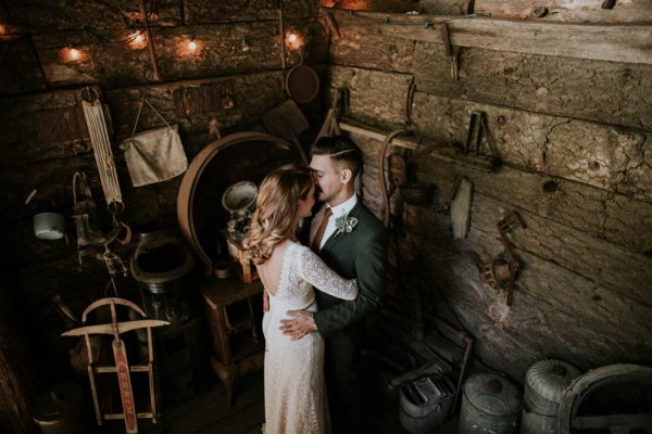 Vintage Rustic California Wedding at Bailey's Palomar Resort Jaicee Morgan-11