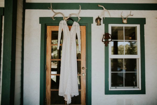 Vintage Rustic California Wedding at Bailey's Palomar Resort Jaicee Morgan-3