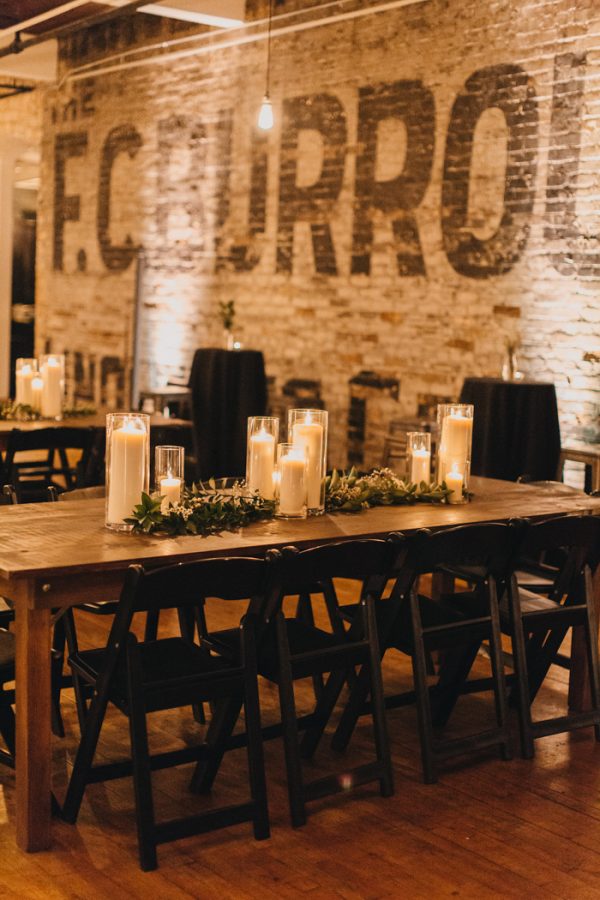 chic-toronto-loft-wedding-at-the-burroughes-37