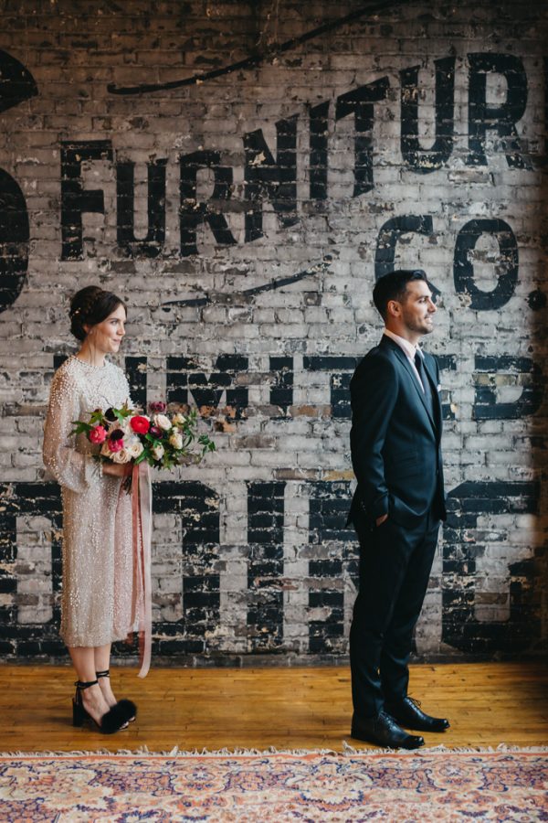 chic-toronto-loft-wedding-at-the-burroughes-9