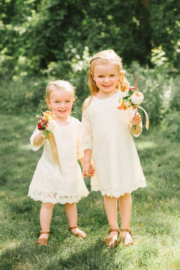 Colorful Ontario Wedding at The Slit Barn | Junebug Weddings