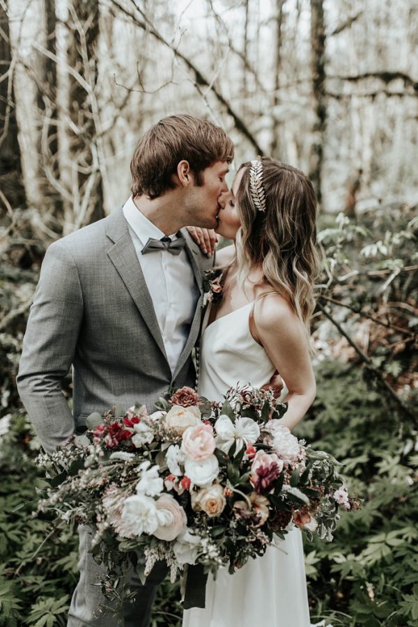 Check Out the Epic Florals in This Portland Wedding Inspiration at The ...