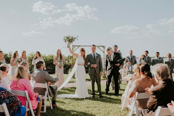 Summery White Orchid At Oasis Wedding Along The Caloosahatchee River Junebug Weddings