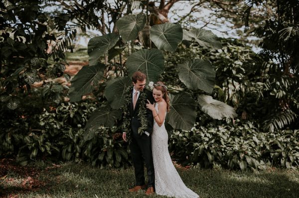 Utterly Romantic Hawaiian Wedding At Moli I Gardens At Kualoa