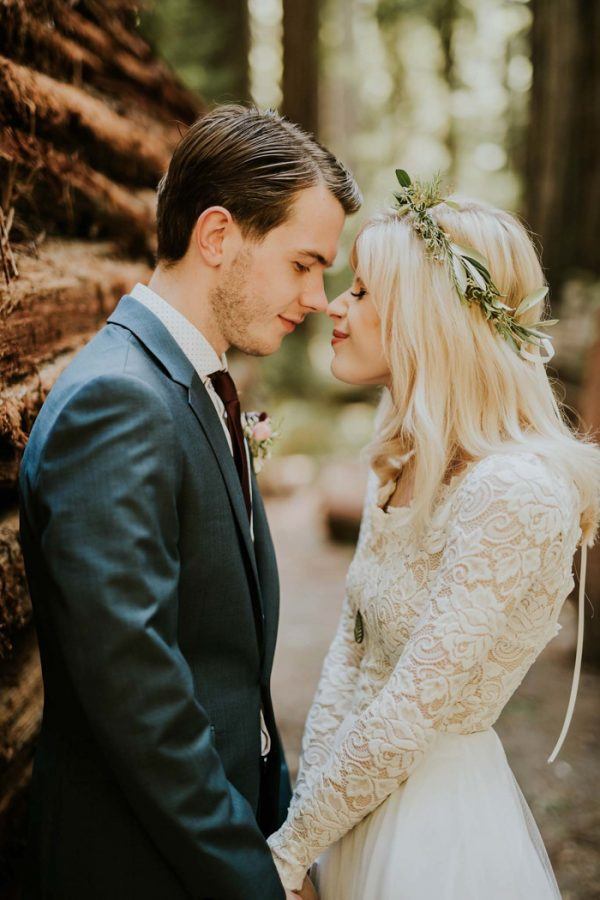 Cooler Than Cool Redwood National Park Vow Renewal | Junebug Weddings