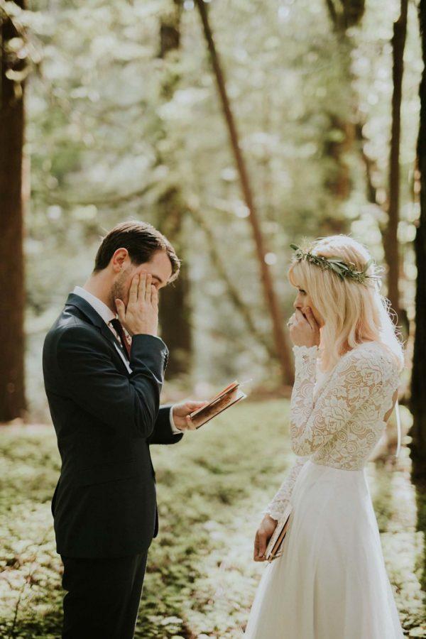 https://junebugweddings.com/wedding-blog/wp-content/uploads/2017/06/Cooler-Than-Cool-Redwood-National-Park-Vow-Renewal-Catherine-Coons-Photography-23-600x900.jpg