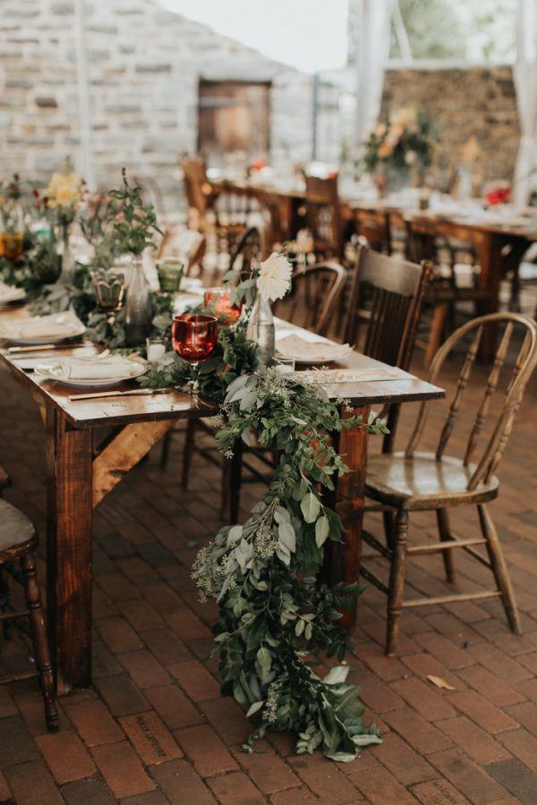 Diy Vintage Inspired Philly Wedding At Bartram S Garden Junebug