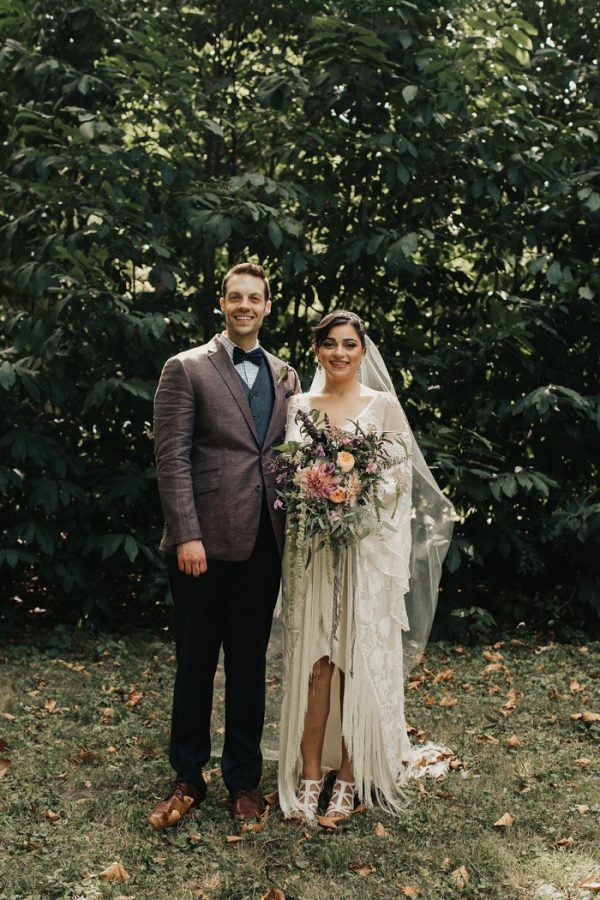 DIY Vintage-Inspired Philly Wedding at Bartram's Garden | Junebug Weddings