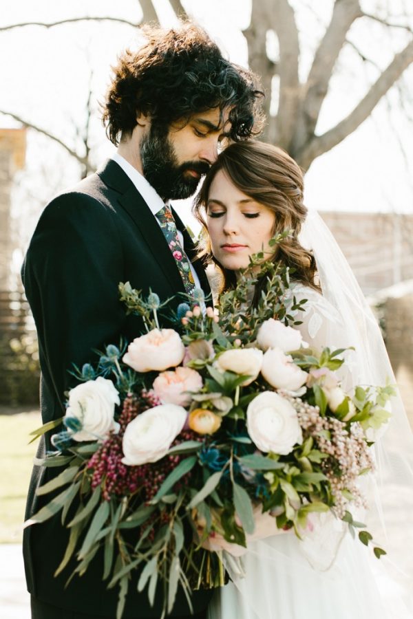 Natural Industrial Downtown Nashville Wedding at The Cordelle | Junebug ...