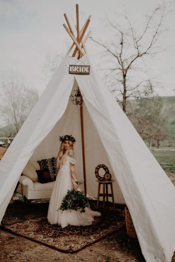 Wildly Romantic Wedding at Wind Wolves Preserve