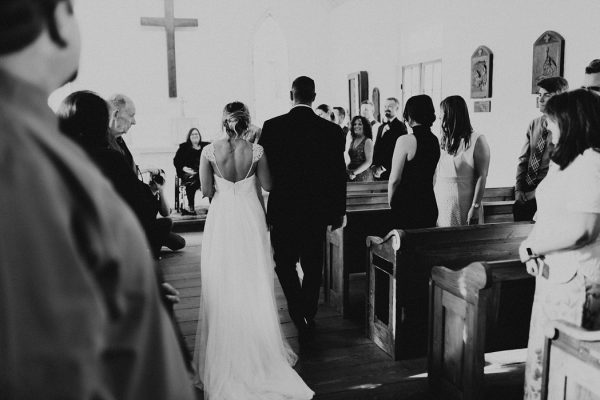 Laid-Back Louisiana Wedding with Romantic Vibes at Acadian Village ...