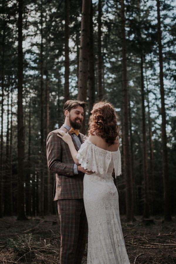 Sweet and Intimate Treehouse Elopement Inspiration in The Netherlands ...