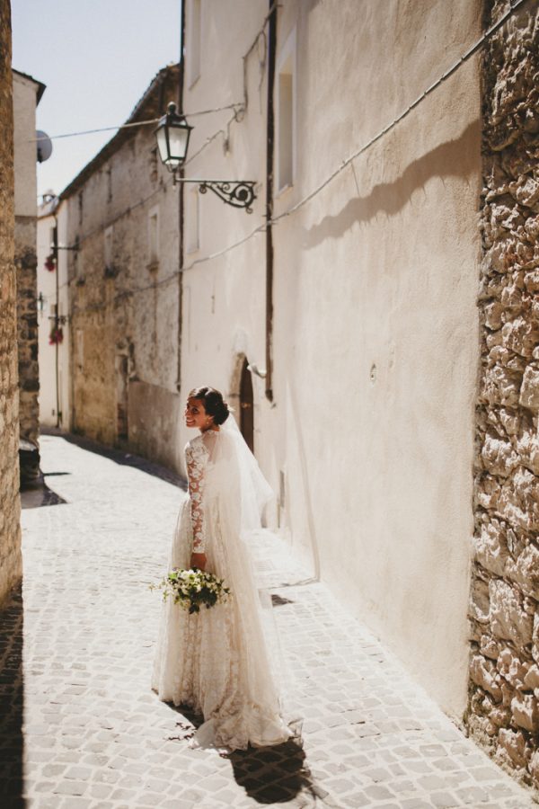 1950s Style Southern Italian Wedding at the Family s Estate