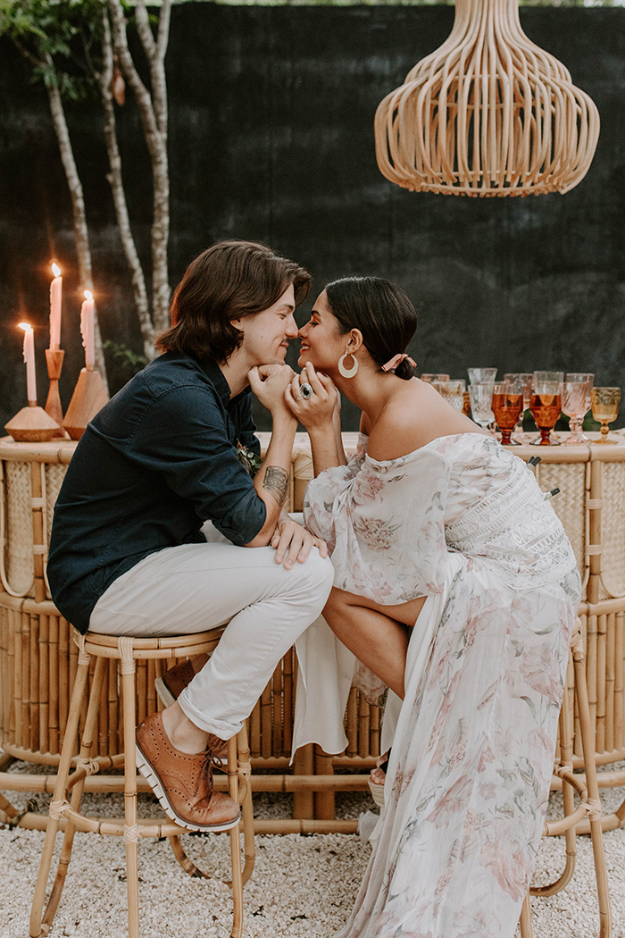 wedding engagement photo outfit ideas
