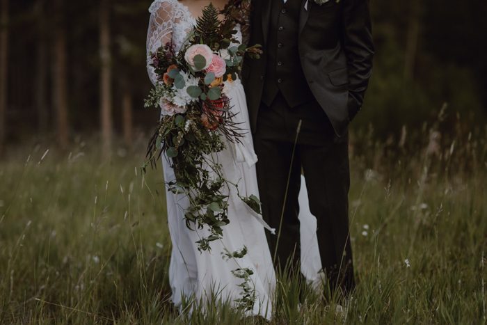 This Tenmile Station Wedding in Breckenridge, CO is Overflowing with ...