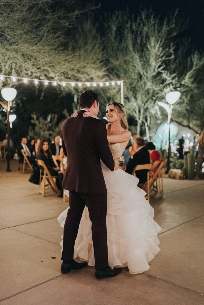 This Black Burgundy And Gold Desert Botanical Garden Wedding Is