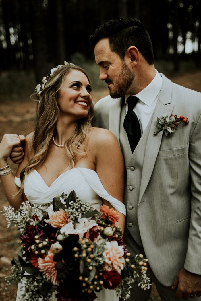 Dreamy Autumnal Georgia Wedding at The Inn at Serenbe | Junebug Weddings