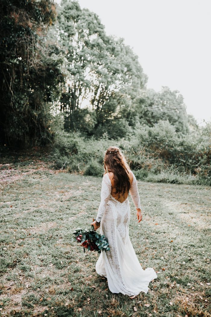 Dusty Rose and Burgundy Byron Bay Wedding at Ewingsdale Hall | Junebug ...