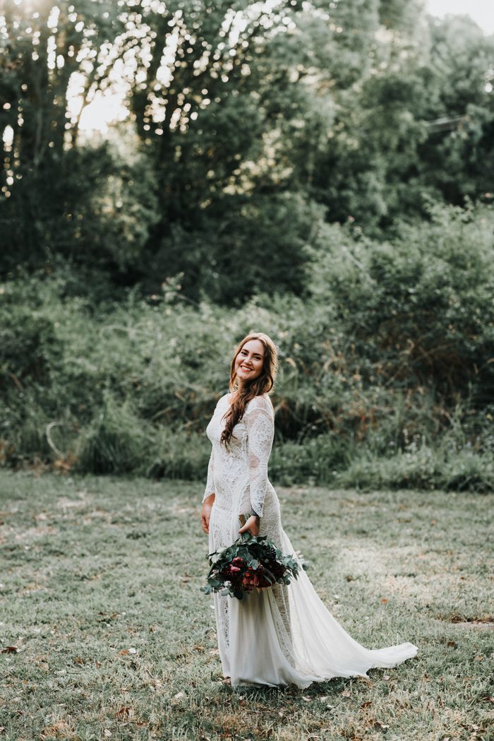 Dusty Rose and Burgundy Byron Bay Wedding at Ewingsdale Hall | Junebug ...