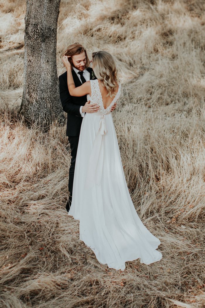 Naturally Beautiful Little Bear Creek Ranch Wedding in Blush and Sage ...