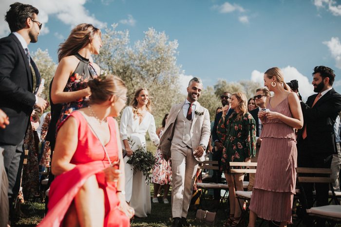 Simply Beautiful Tuscan Wedding at The Lazy Olive | Junebug Weddings