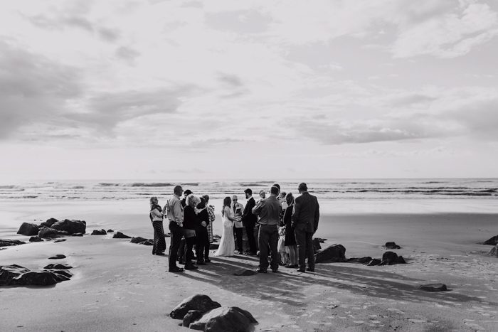 Wildly Romantic Cape Perpetua Wedding on the Oregon Coast | Junebug ...