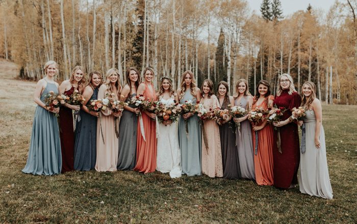 Artistic Aspen Wedding in the Mountains at Lynn Britt Cabin | Junebug ...