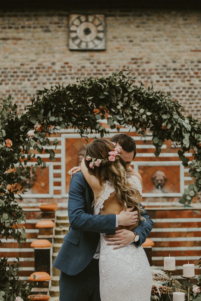 Free-Spirited Green and Gold German Wedding at Kommandeursburg ...