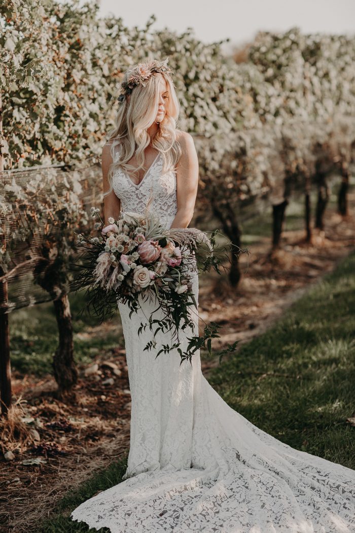 Oh So Romantic Blush and Ivory Jonathan Edwards Winery Wedding ...