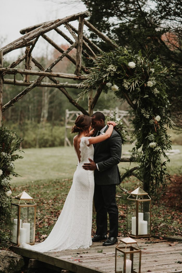 This Romance Inspired Wedding Shoot at The Violet Hotel will Make You ...