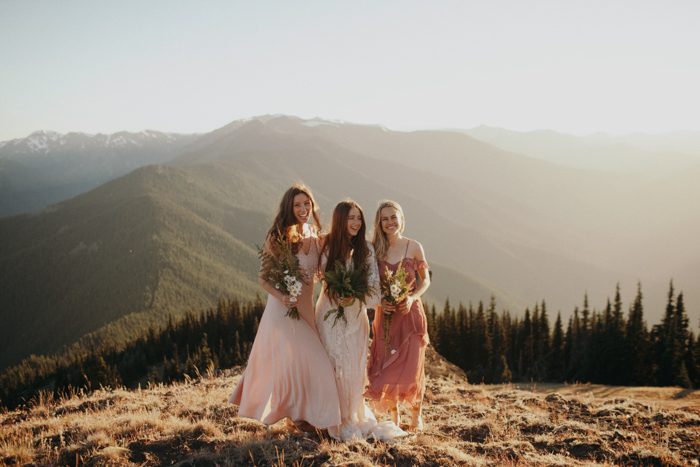 Utterly Serene Olympic Mountains Elopement at Sunset | Junebug Weddings