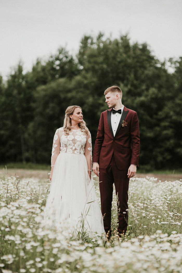 https://junebugweddings.com/wedding-blog/wp-content/uploads/2018/03/burgundy-olive-wedding-nitaures-dzirnavas-latvia-pure-eye-candy-16-700x1049.jpg