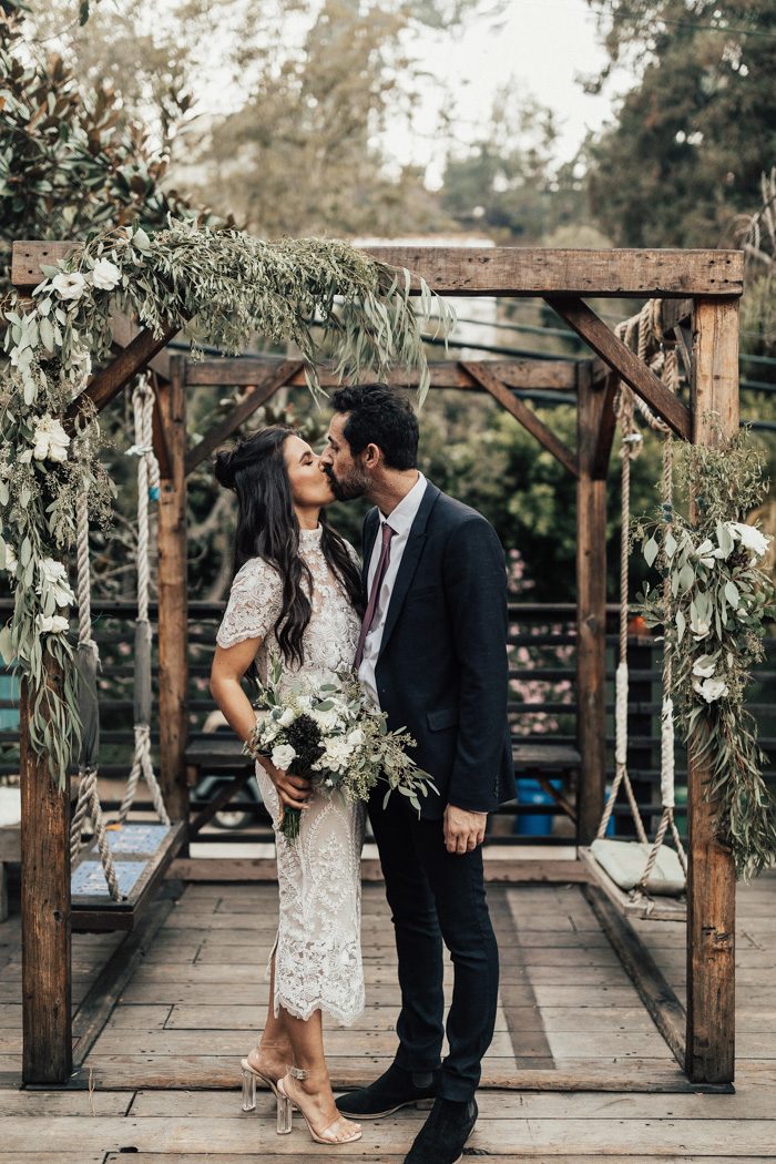  Casual  Hollywood Wedding  at Rock and Roll Cabin Junebug 