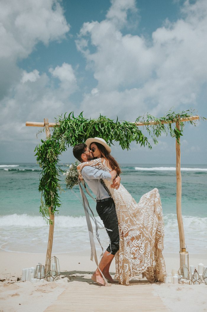 Boho Picnic Style Melasti Beach Wedding In Bali Junebug Weddings